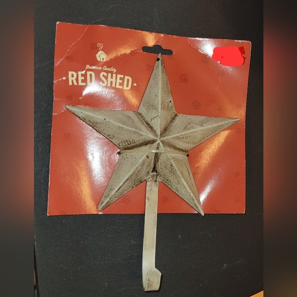 Rustic Wall Star Coat Hooks- Set of 2 - Picture 2 of 5